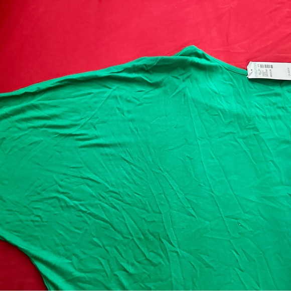 Kelly green Maurice’s 24/7 t-shirt,  new with tags! - Picture 6 of 6